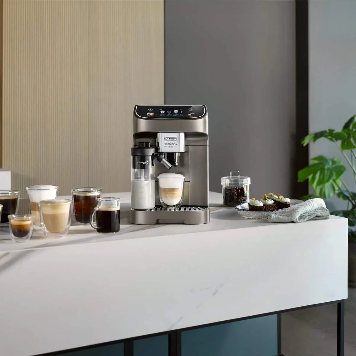 De'Longhi Magnifica Evo Next, Silver Black — One Touch, 18 drinks — Image 3