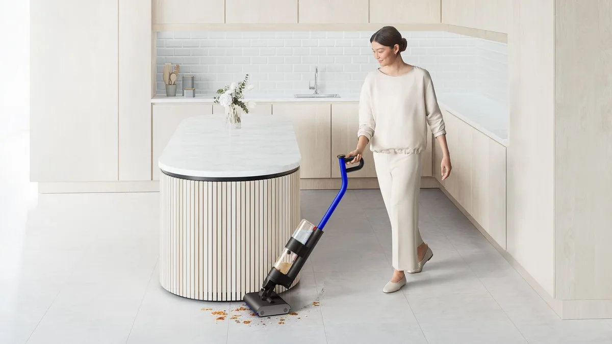 Dyson WashG1 Wet Floor Cleaner — Image 5