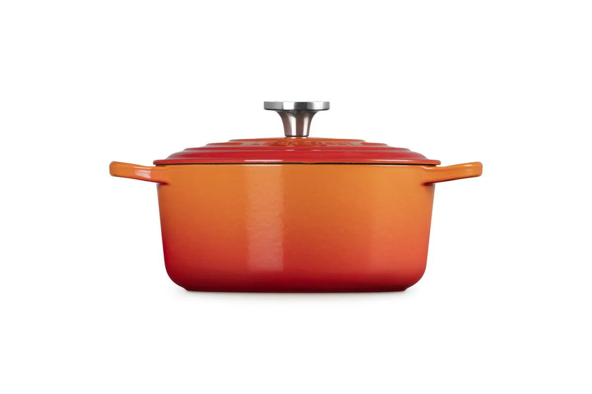 Le Creuset Enamelled Cast Iron Round Casserole — Image 3